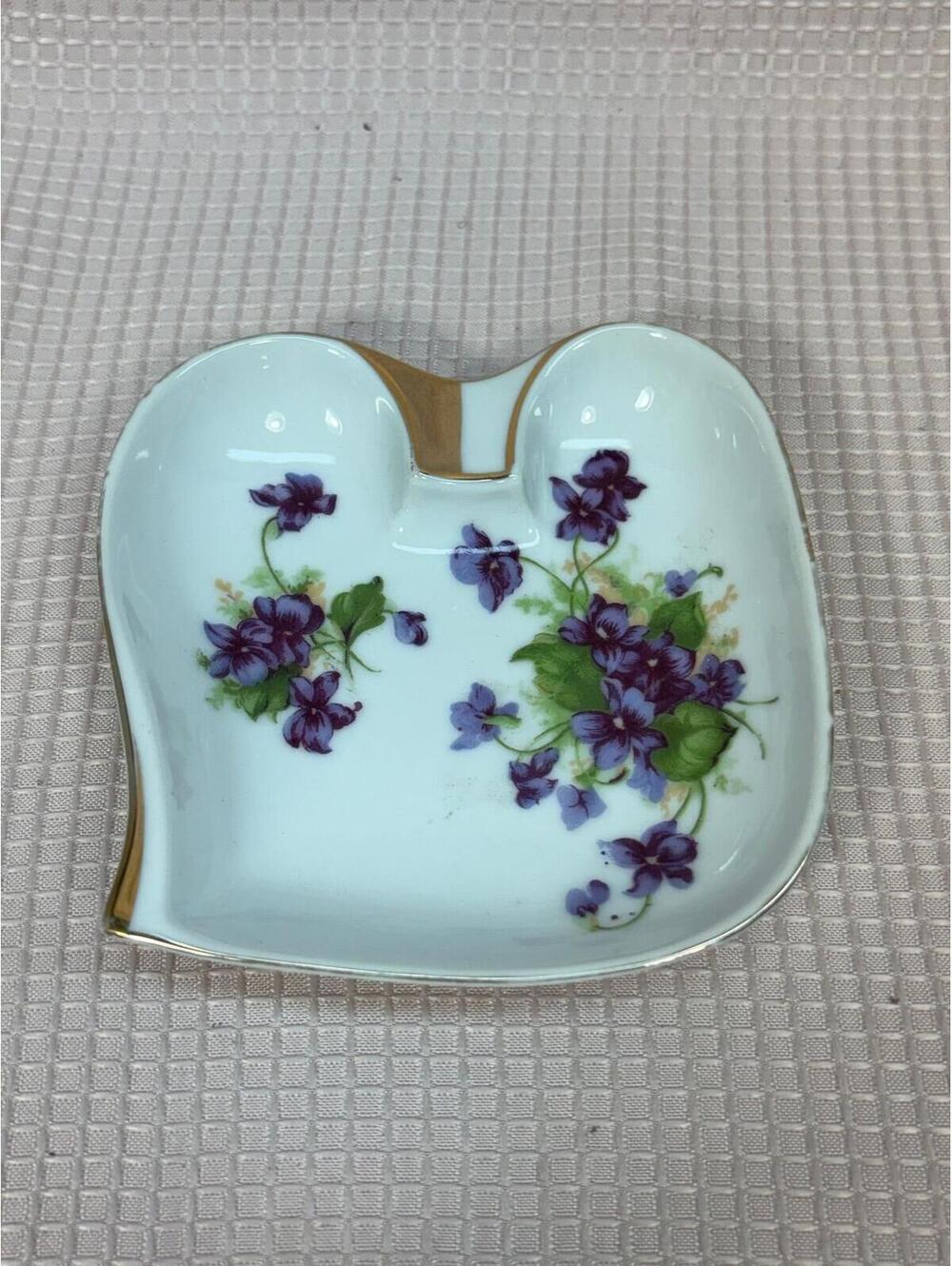 137 - vintage Lefton porcelain Purple Violets Ashtray - Trinket Dish